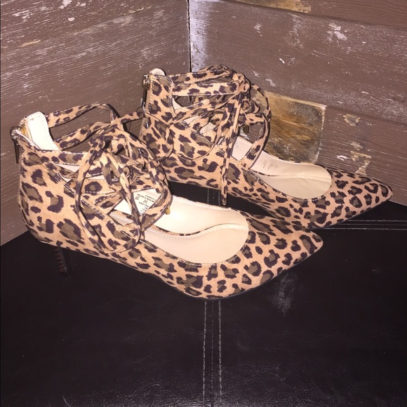 Designer Women's Shoes - Picture 4 of 7