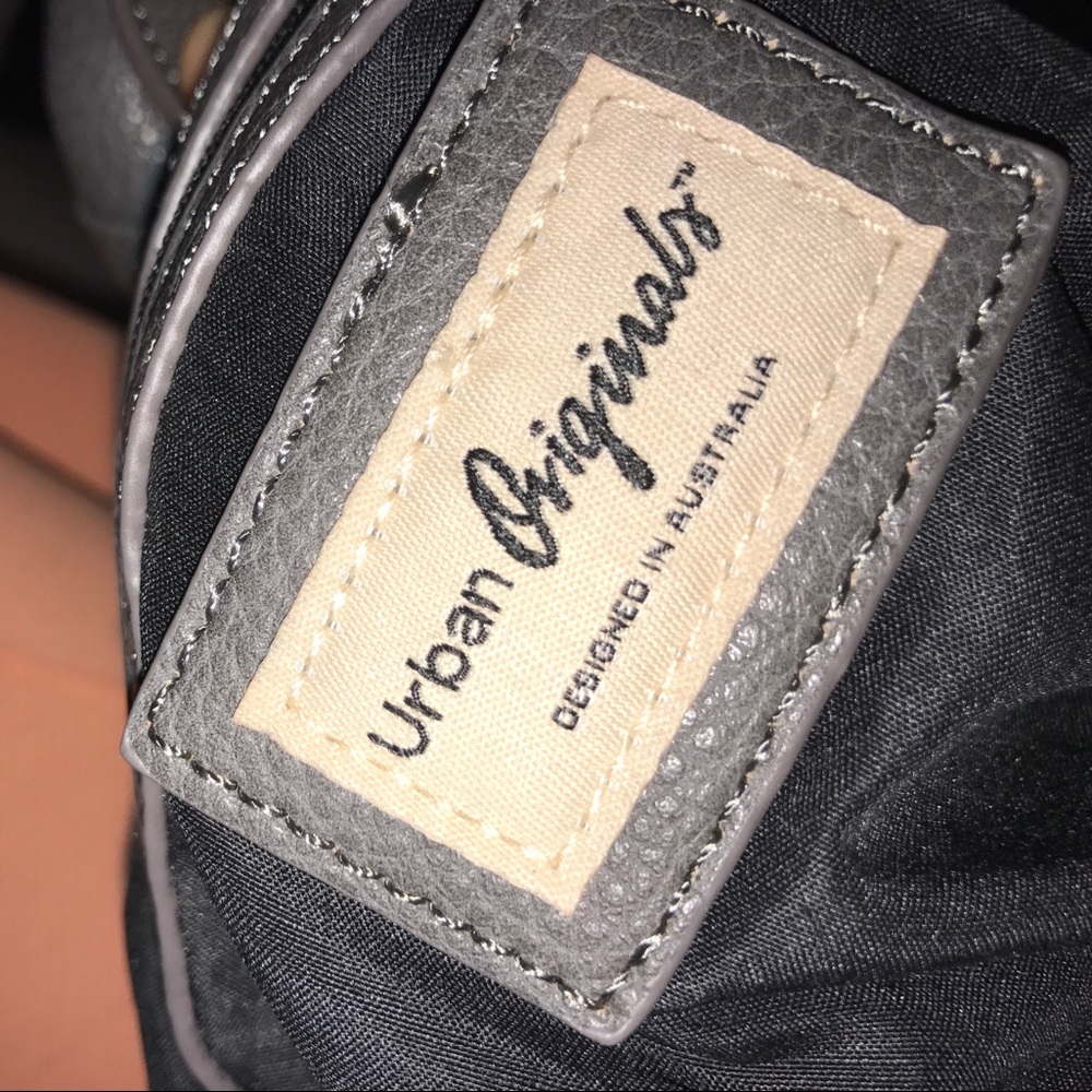 🎒2 Way Bag👜 - Picture 3 of 5