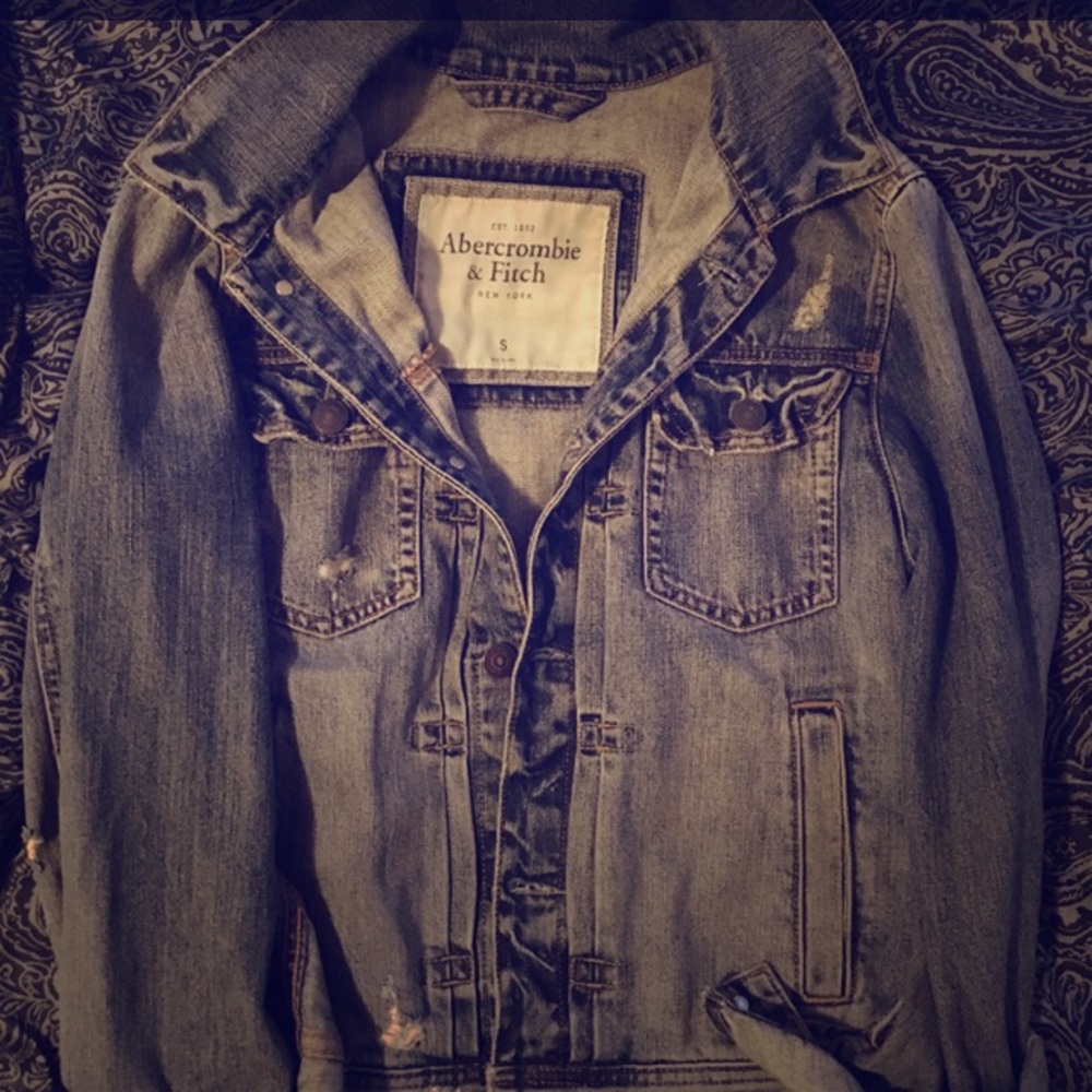 Abercrombie and fitch vintage distress jean jacket
