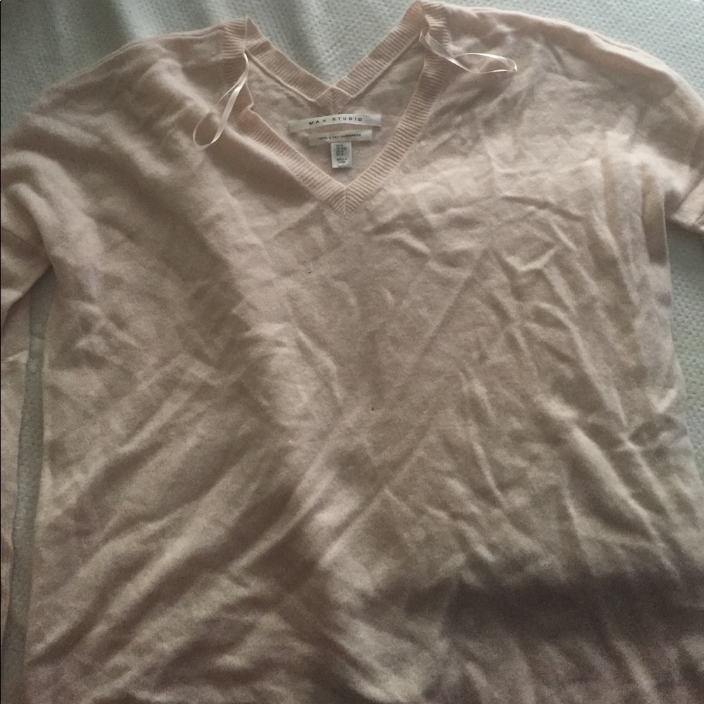 Used Max Studio Cashmere Pink V-Neck Sweater