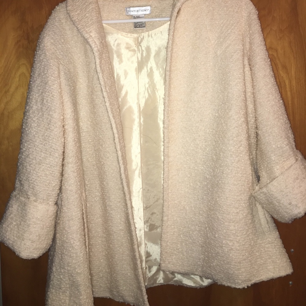 Newport News cream polyester jacket