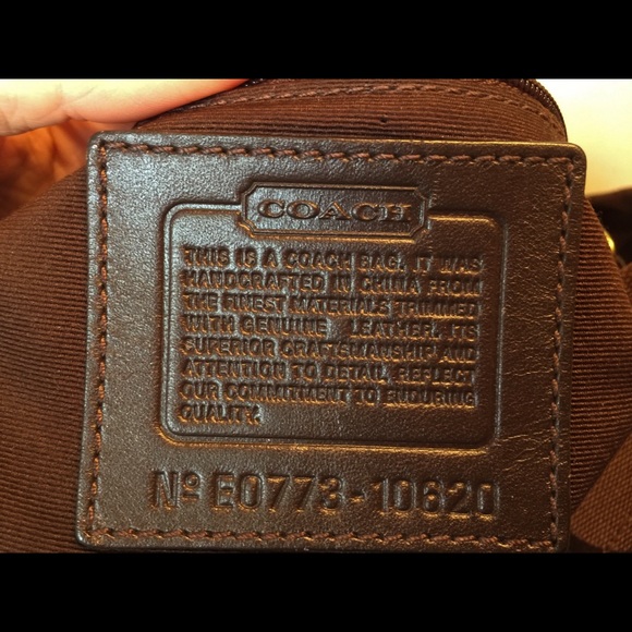 Dark Chocolate Coach Carly - Picture 8 of 8