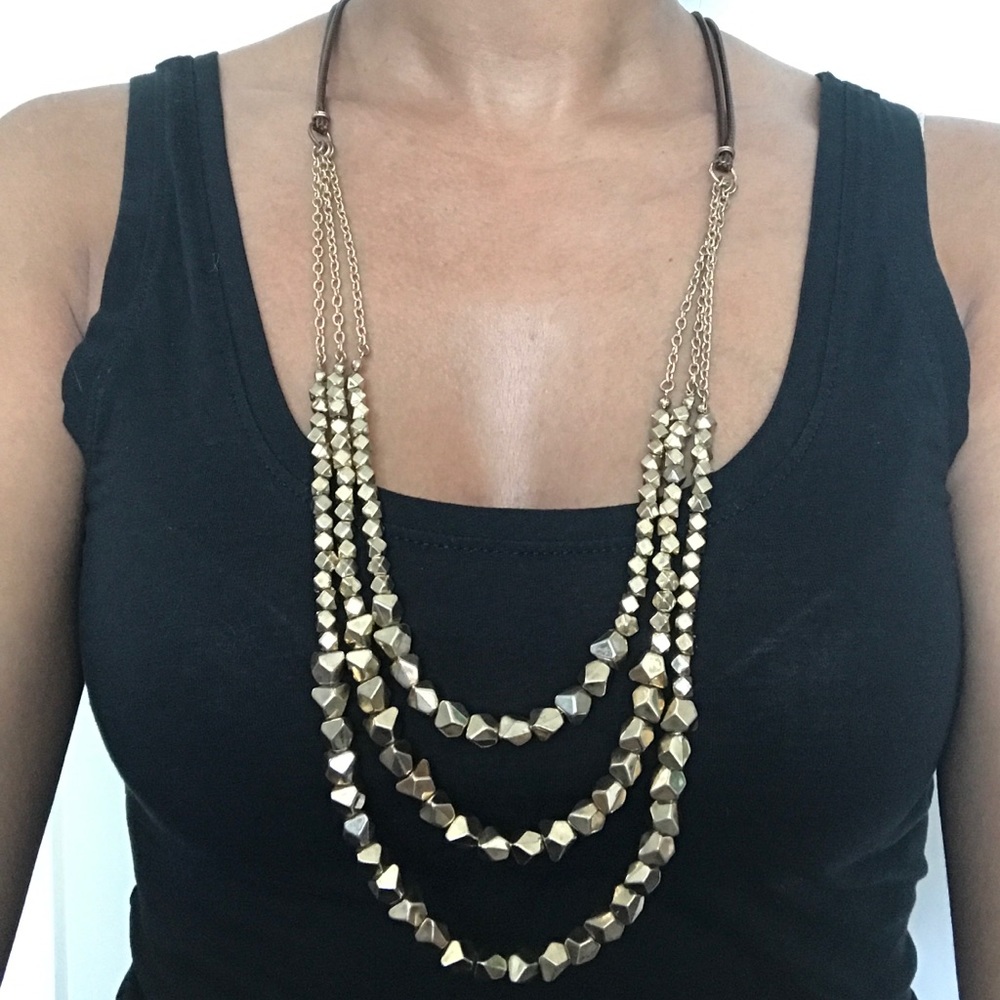 Gold bead necklace