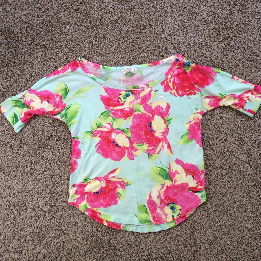 Off the shoulder crop top.