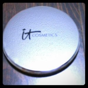 💟It Cosmetics Illuminating Disc💟