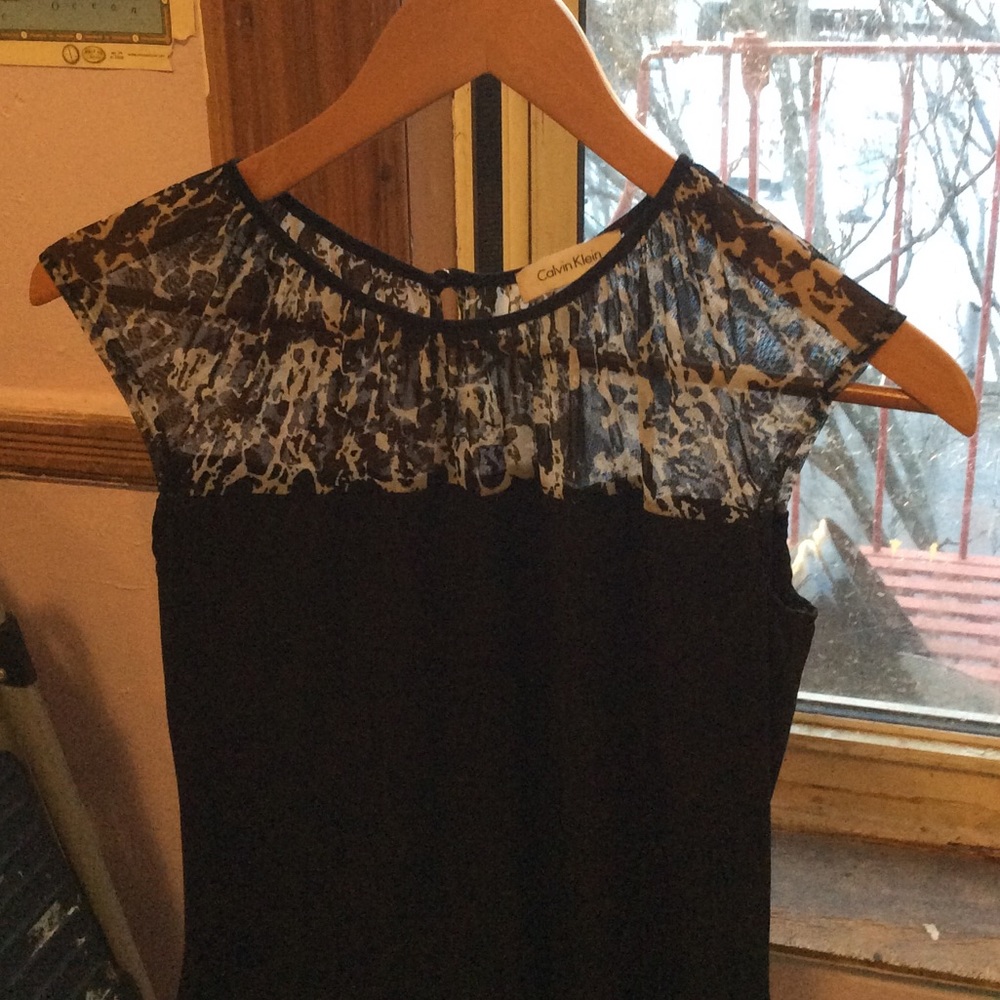 Lace animal print at top classy black blouse