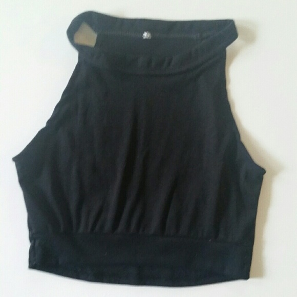 Black crop top - Picture 2 of 2