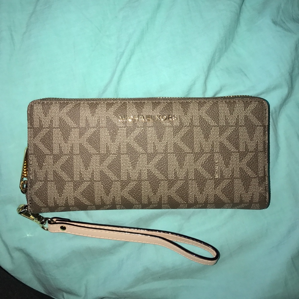 authentic michael kors wristlet