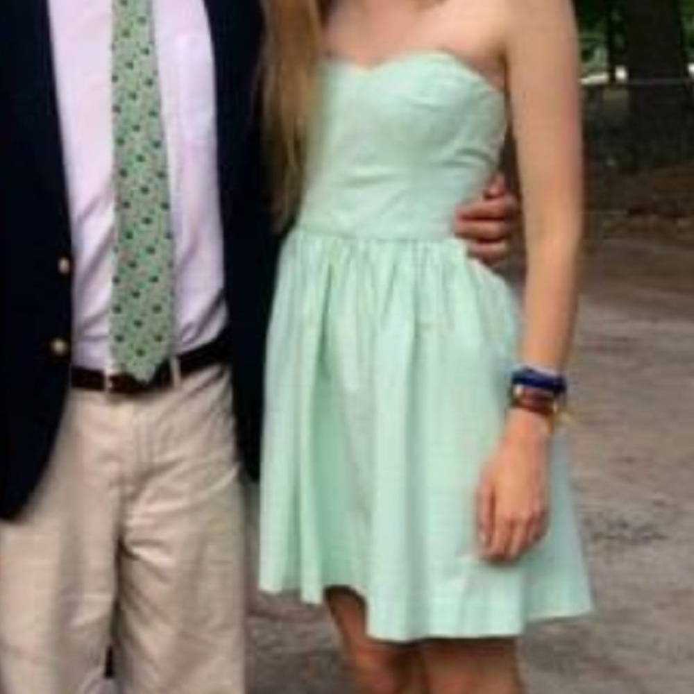 Lilly p. Dress. Green seersucker