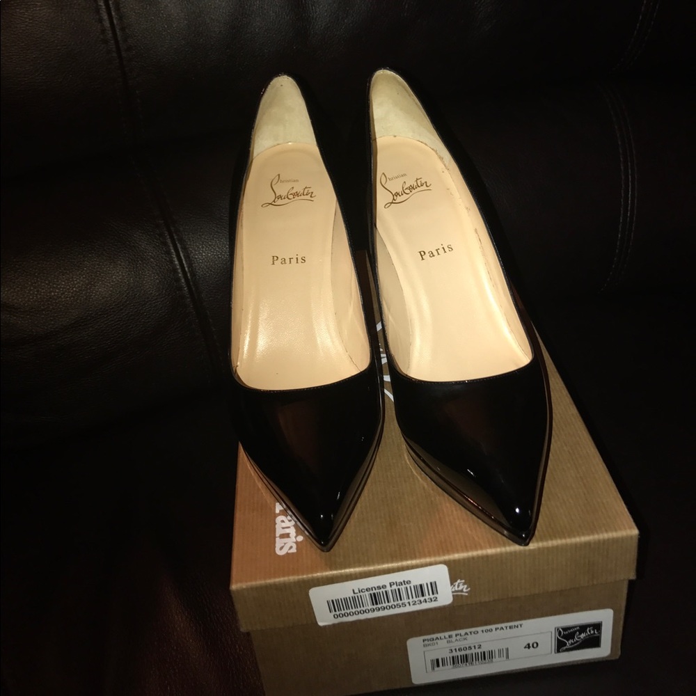 Christian louboutin heels. 100% authentic ***
