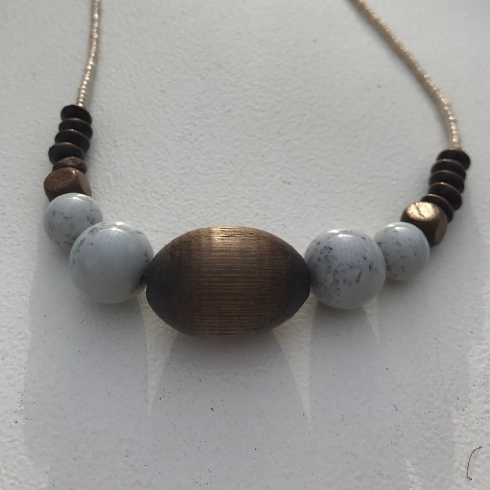 Beaded Necklace - Picture 1 of 3