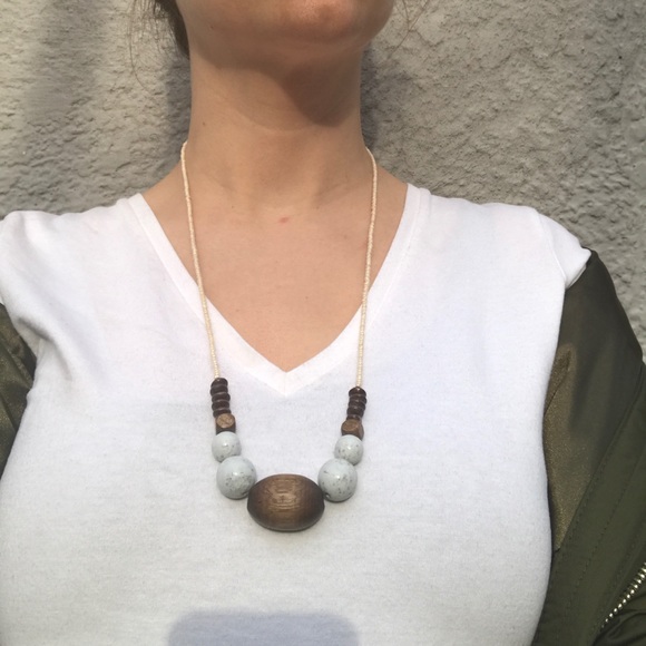 Beaded Necklace - Picture 3 of 3