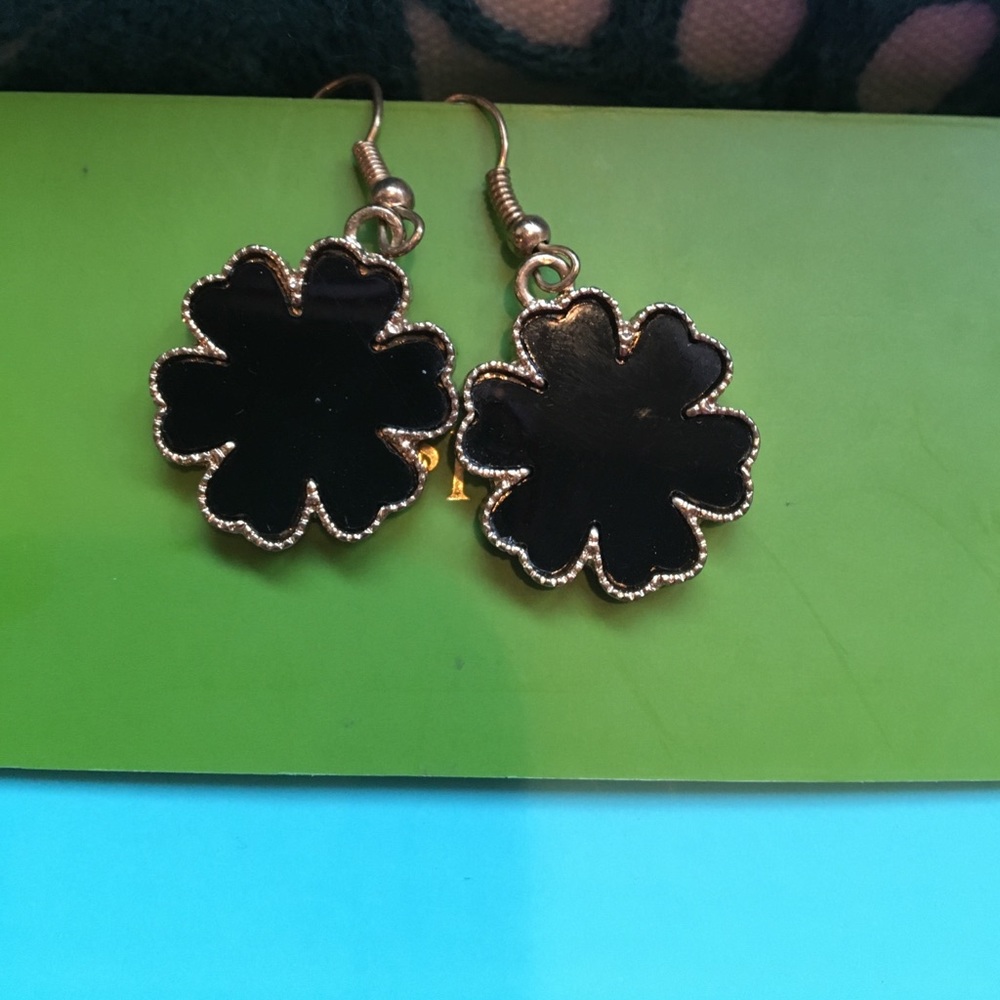 Classy Dangle Earrings