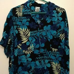 Hawaiian shirt - floral pattern, good condition