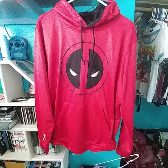 Other - Deadpool swater