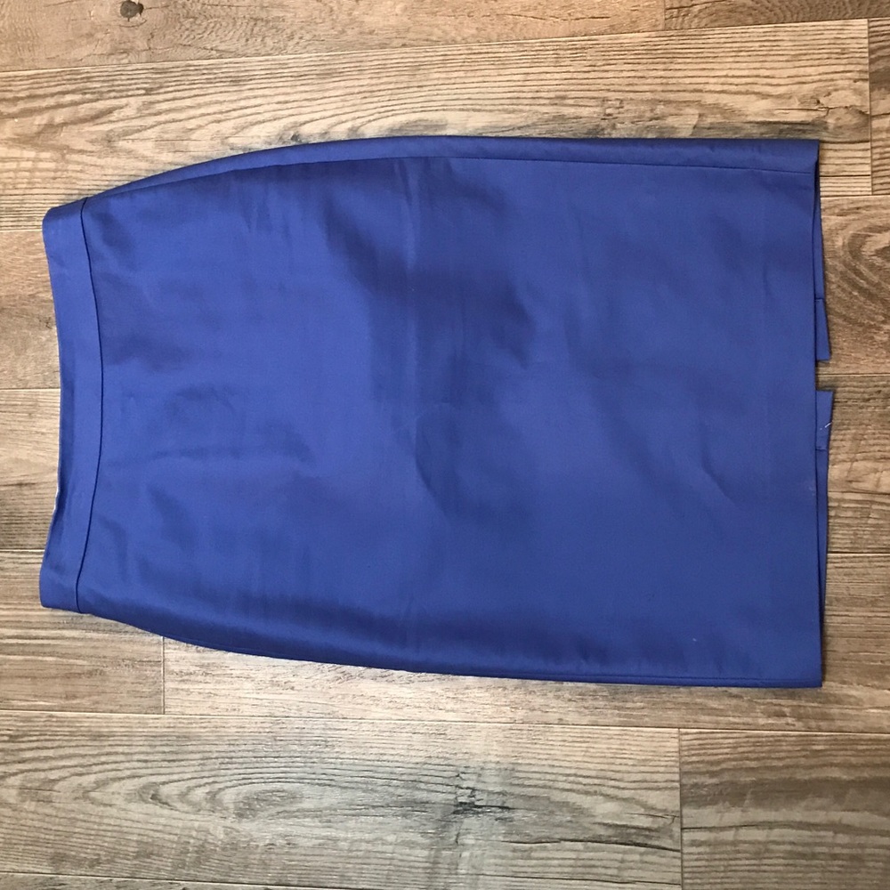 Size 6 J. Crew Blue Pencil Skirt. Like New.