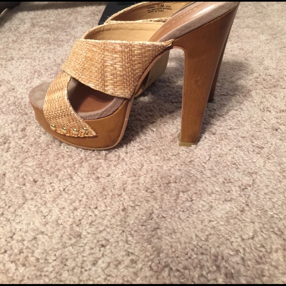 Heels - Picture 2 of 4