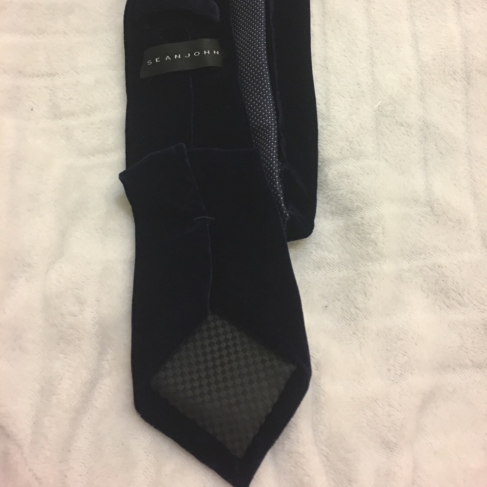 Sean John Black Velvet Tie