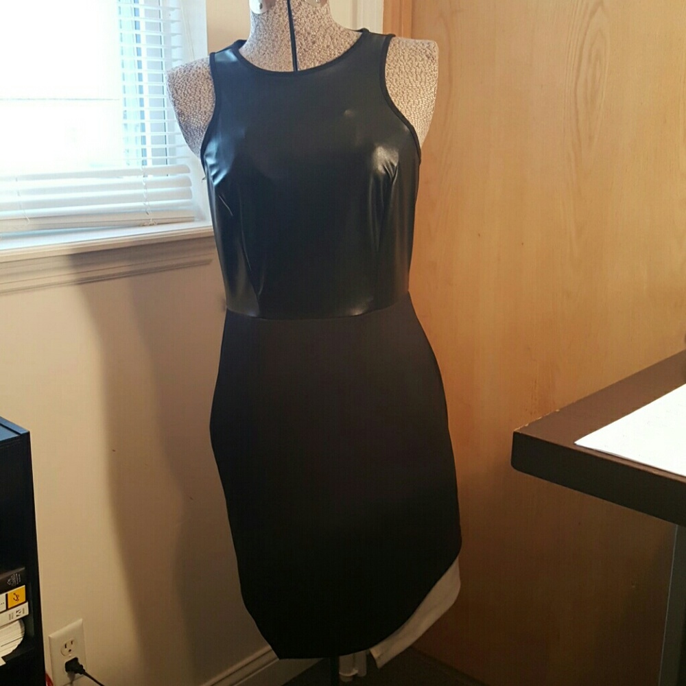 NWOT Trendy Black Dress