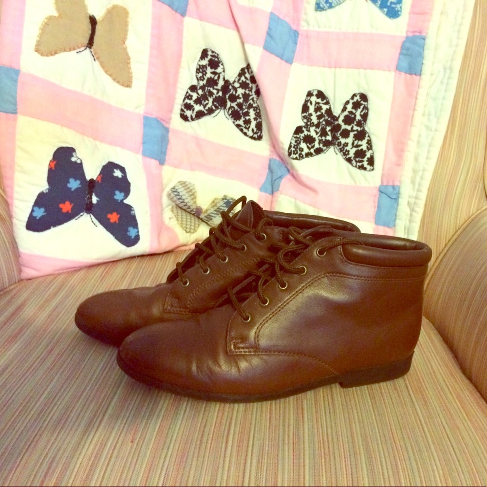 ‼️⏰SALE‼️Vintage Connie Boots