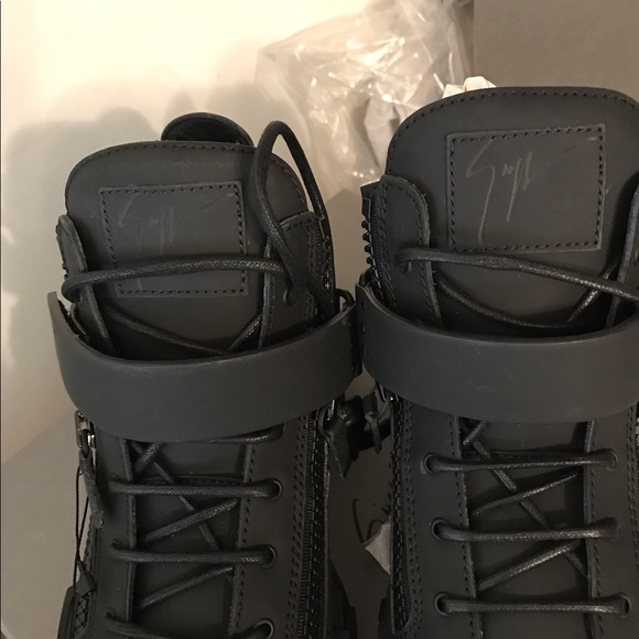 NIB  GIUSEPPE ZANOTTI Black Ankle-Strap Double-Zip - Picture 3 of 5