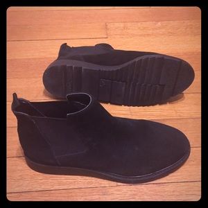 Franco Sarto suede chelsea boot