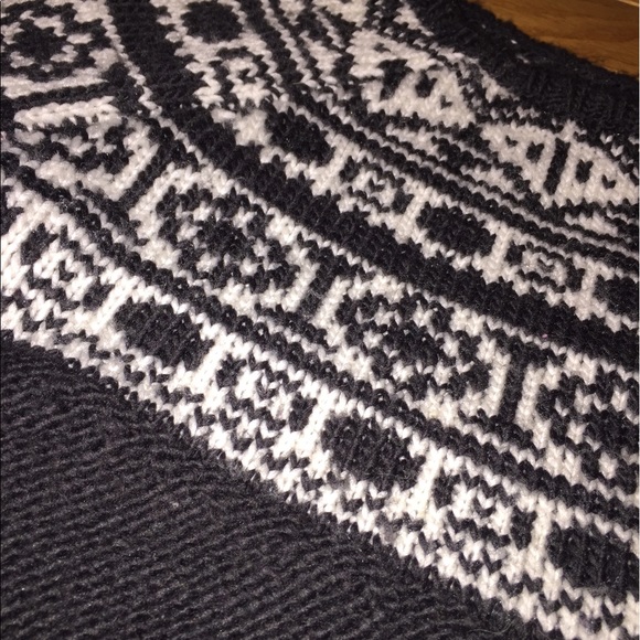 American eagle sweater - Picture 3 of 3