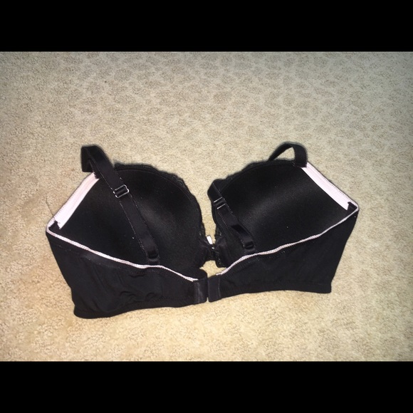 Lace Black push up bra - Picture 2 of 2