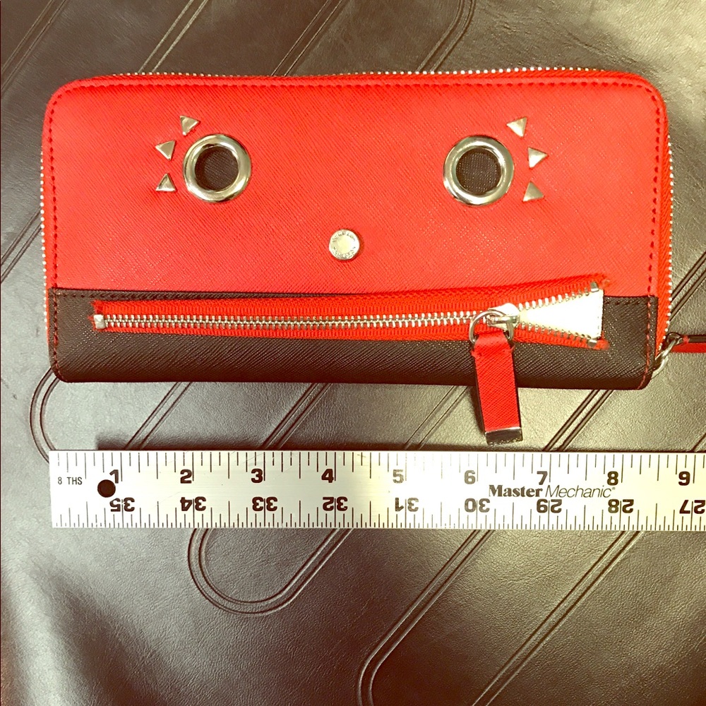 Calvin Klein robot wallet