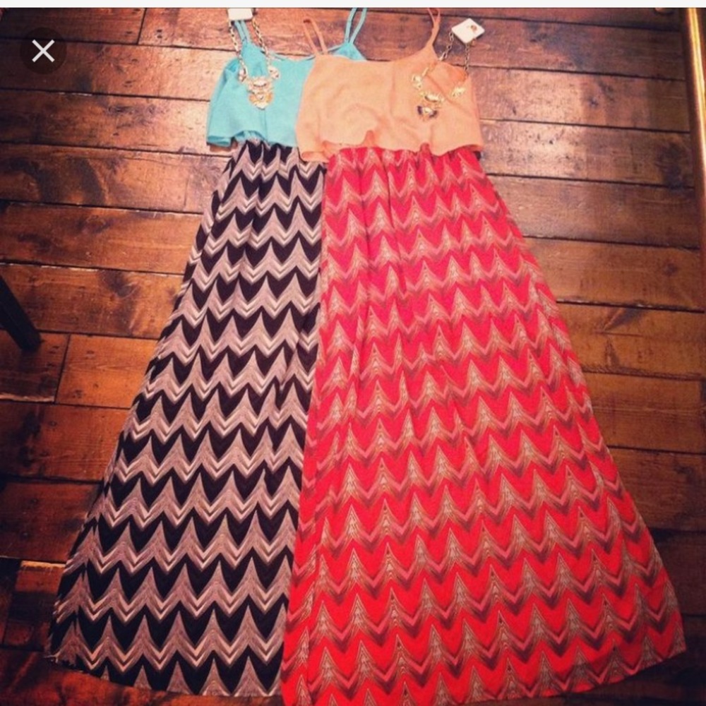 NWT Umgee Maxi Dress - Picture 1 of 3