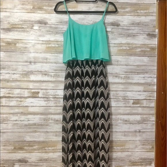 NWT Umgee Maxi Dress - Picture 2 of 3