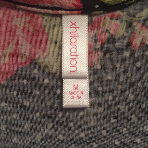 Black and white polka dot and rose patterned dress - Picture 4 of 4