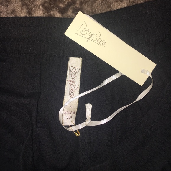 Rory Beca Pom Pom Shorts - Picture 3 of 7