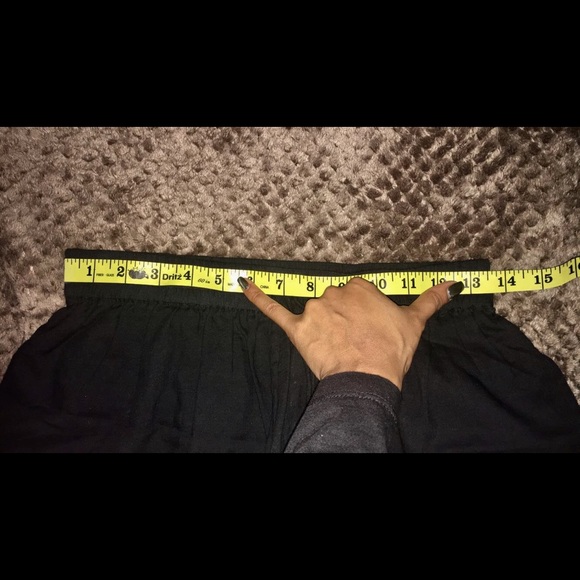 Rory Beca Pom Pom Shorts - Picture 7 of 7