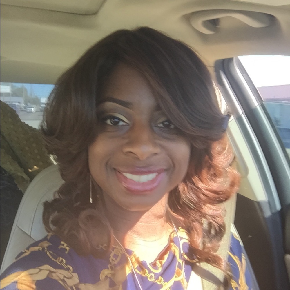 Meet your Posher, Nickey