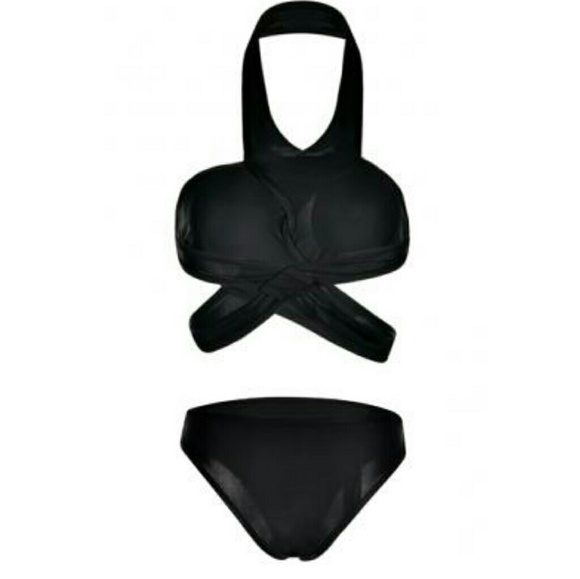 Black strsppy bikini - Picture 3 of 4