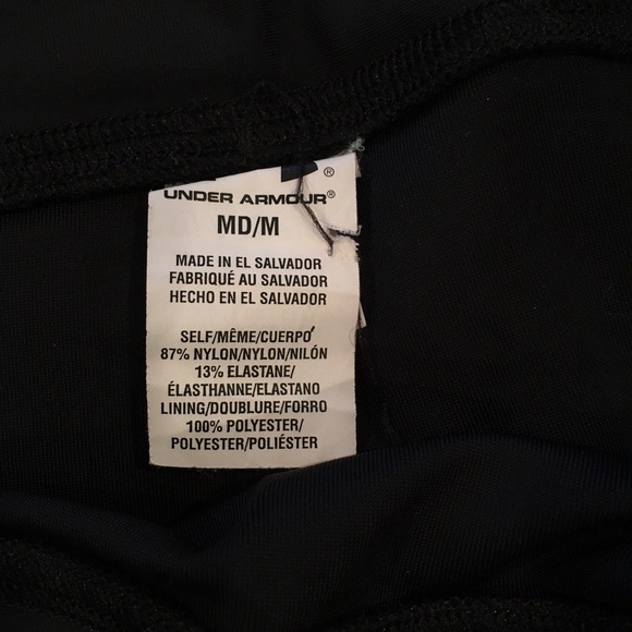 Like new condition under armour riding shorts - Picture 6 of 6