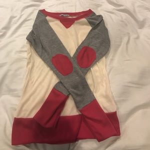 Light weight sweater