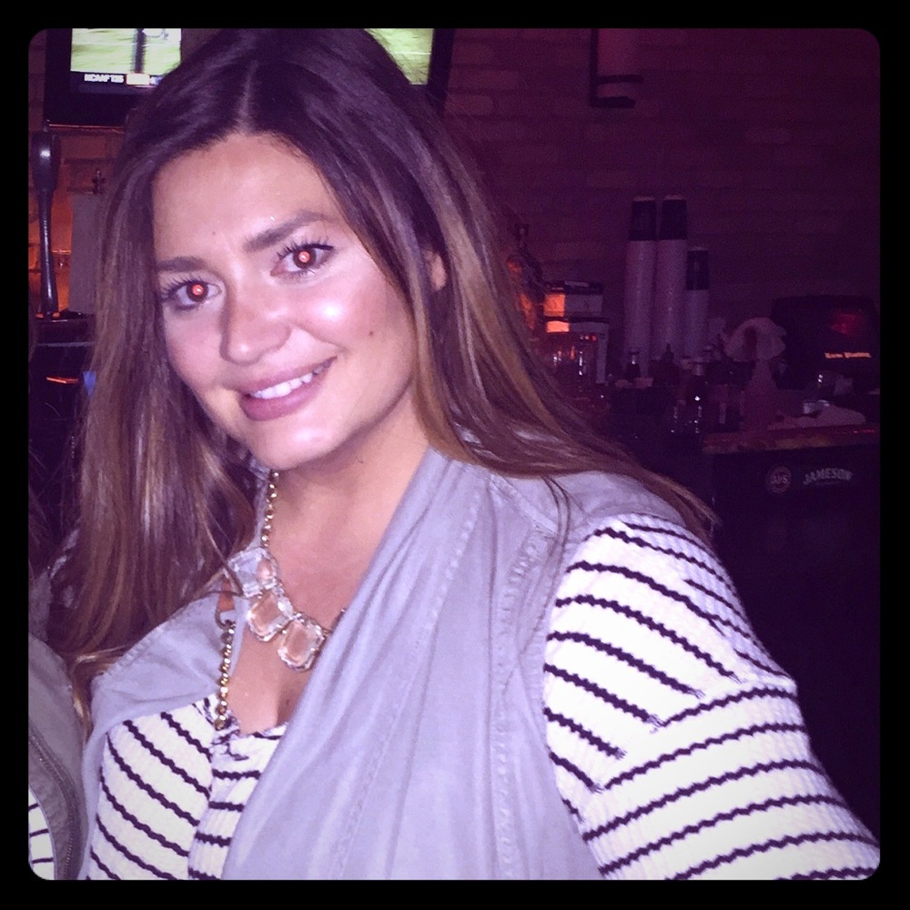 Meet your posher, Lydia!