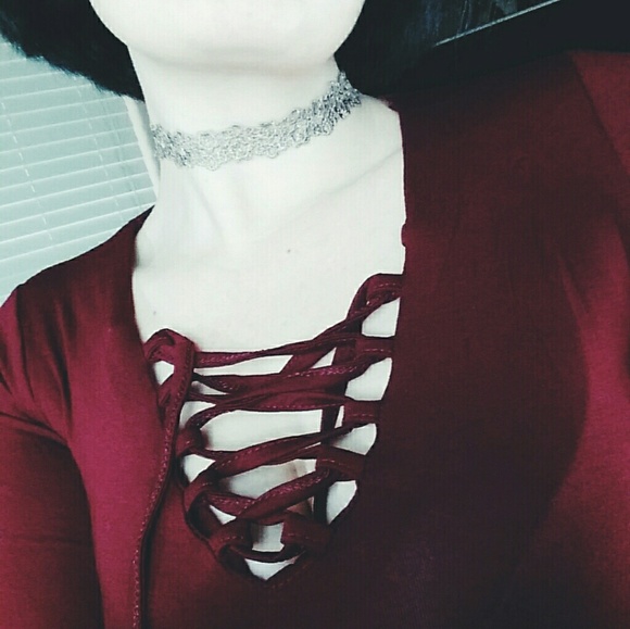 Cream choker - Picture 3 of 3