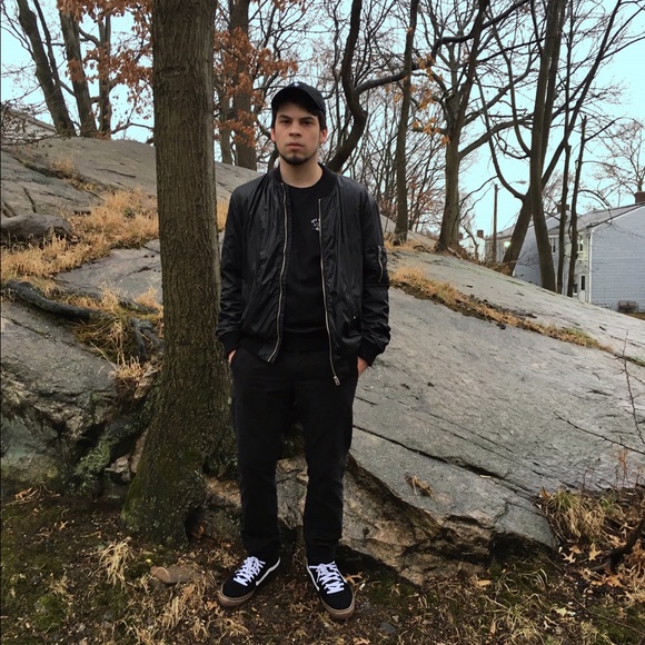 Meet your Posher, Dan - Picture 1 of 1