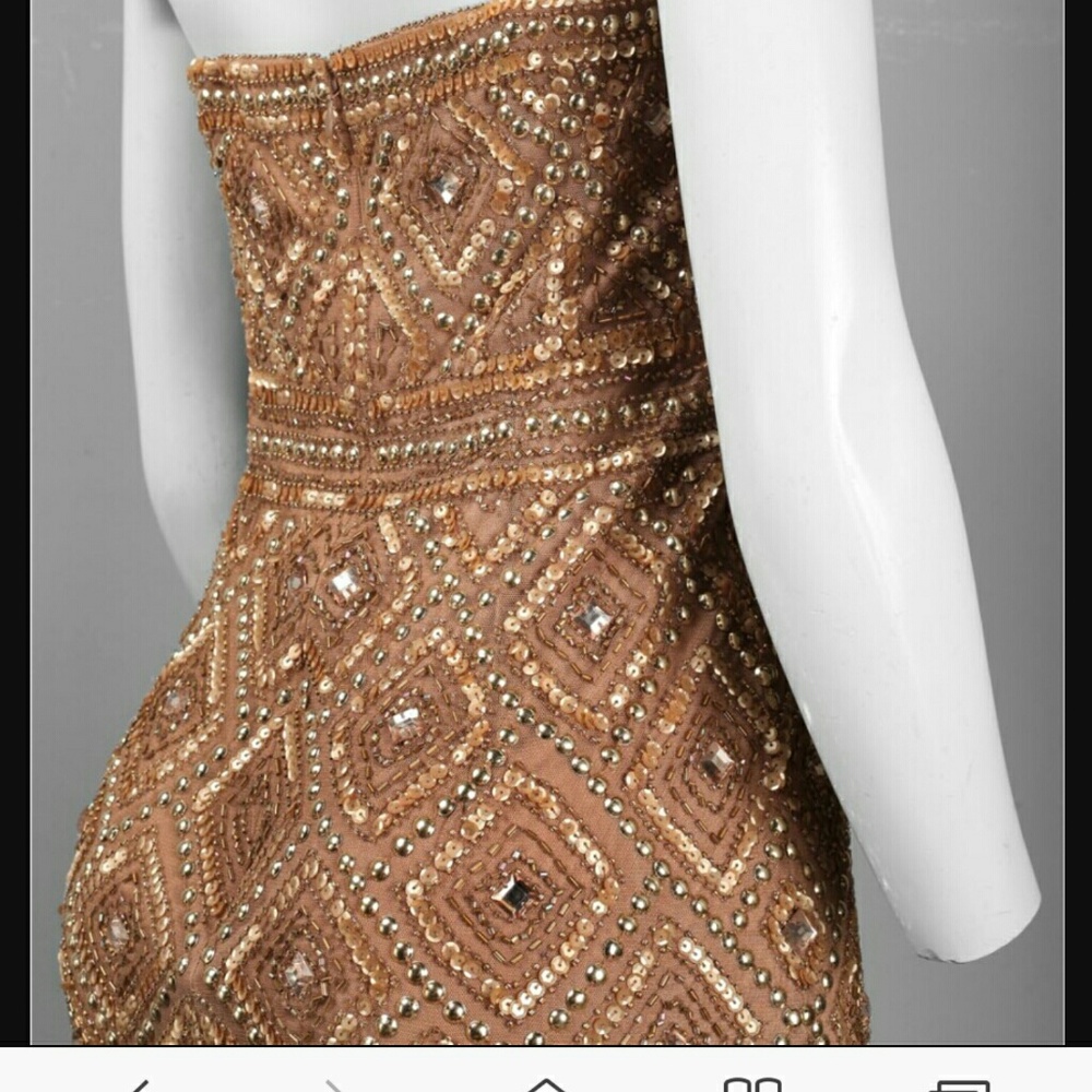 Dress - Picture 3 of 3