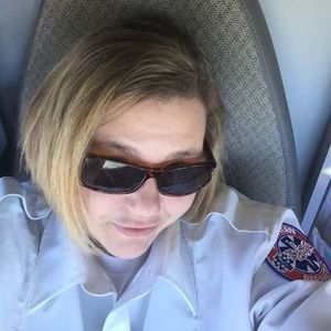 Meet your Posher, Tawny