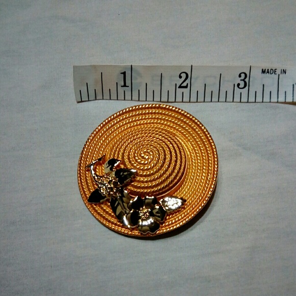 Flowered Hat Brooch - Picture 3 of 3
