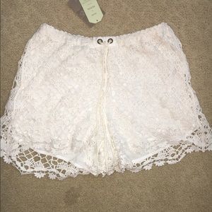 White lace soft shorts never worn with tags