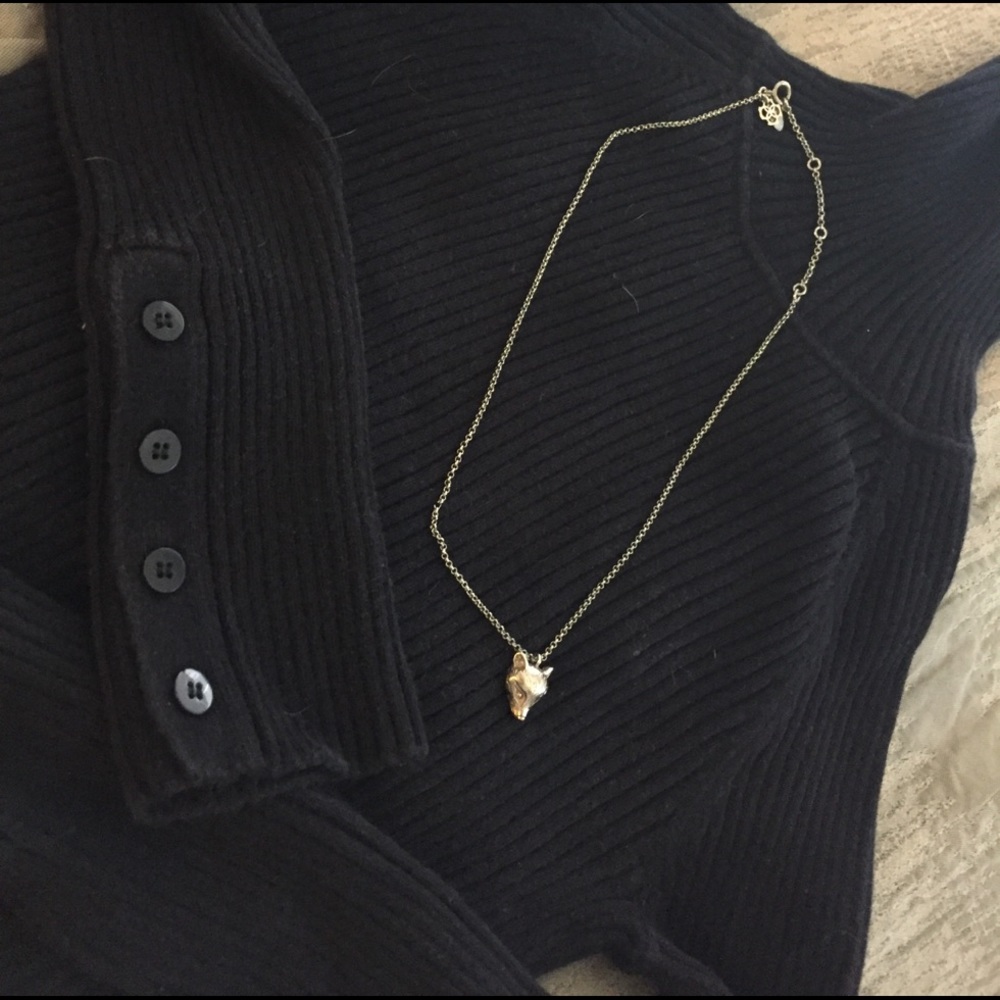Black sweater! Not a basic Basic! - Picture 2 of 2