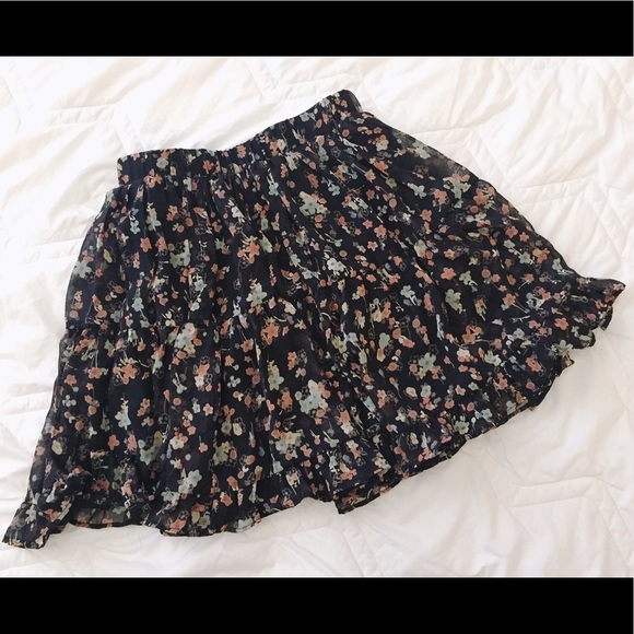 ONE OF A KIND-piglet88 Dresses & Skirts - ❗️SOLD❗️NEW black chiffon floral flare skirt