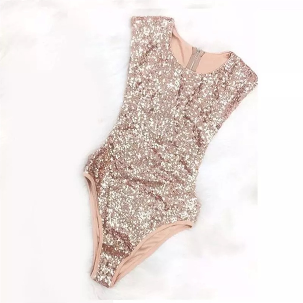 ⭐️HPx3!! Rose Gold Sequin Bodysuit⭐️ - Picture 6 of 6