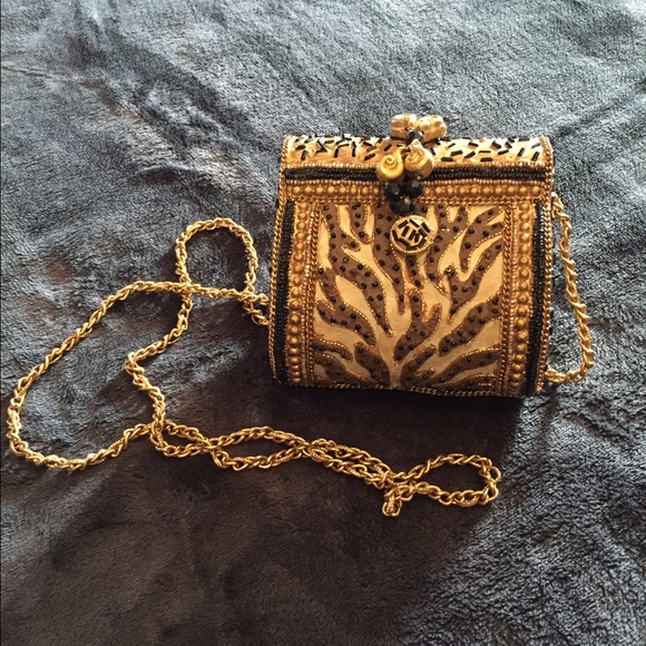 Snazzy Gold/Black  Purse - Picture 1 of 5