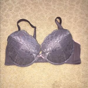 Grey lace bra never worn